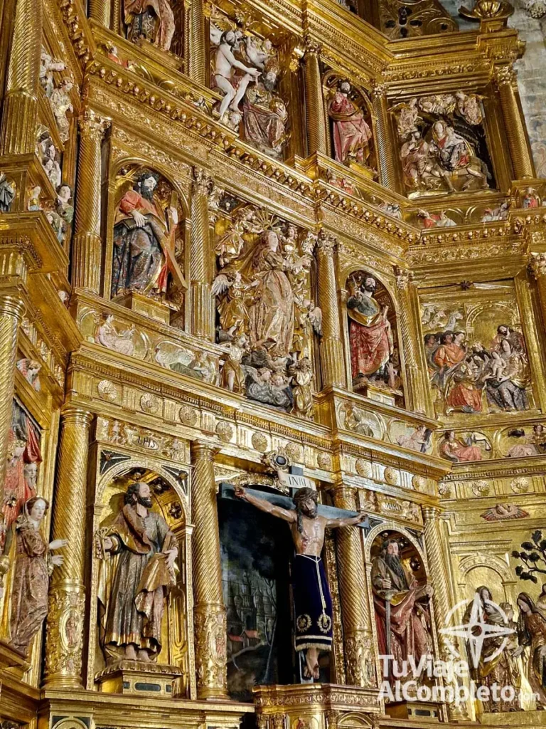 Retablo de cerca de La Iglesia de Nuestra Señora de la Asunción en Briones